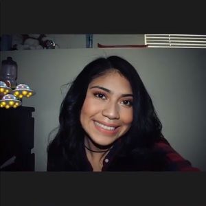 Meet your Posher, Leslie